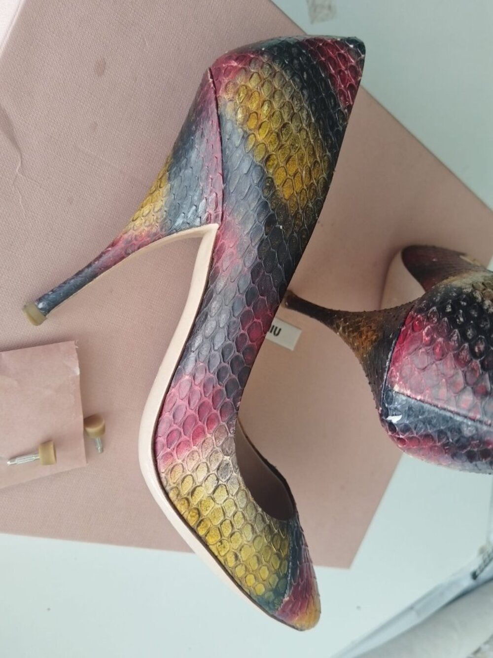 ✨ Miu Miu Italy Luxury Multicolor Snakeskin Pumps 38.5